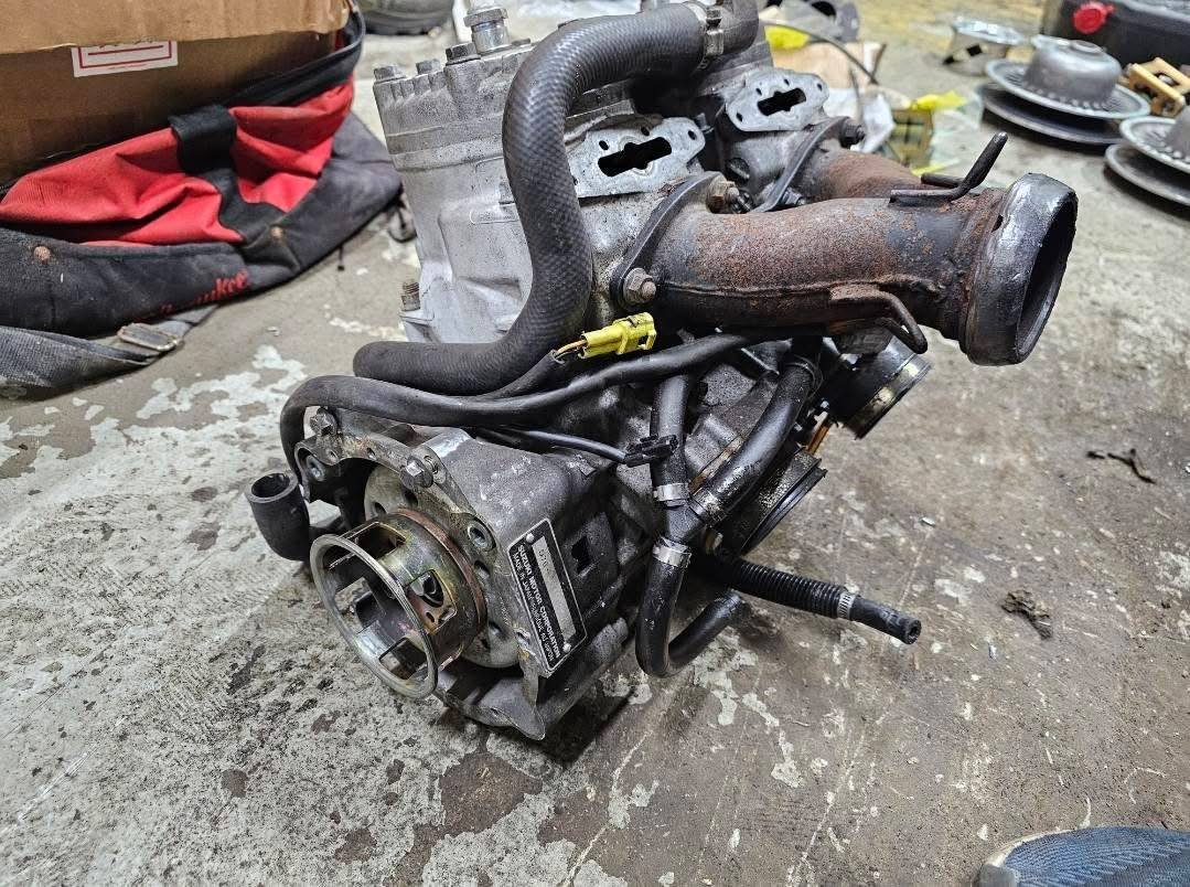 Arctic cat f7 Engine - Image 5